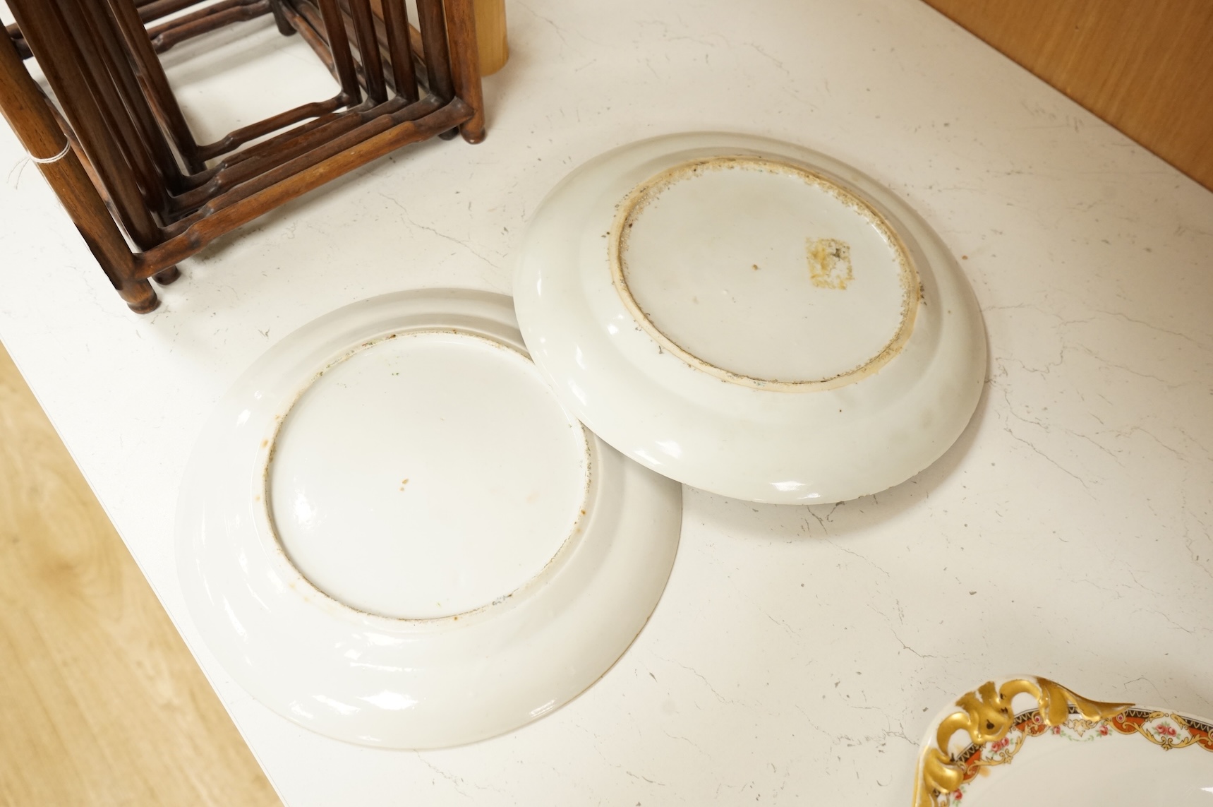 Two 19th century Chinese famille rose plates, largest 26cm
